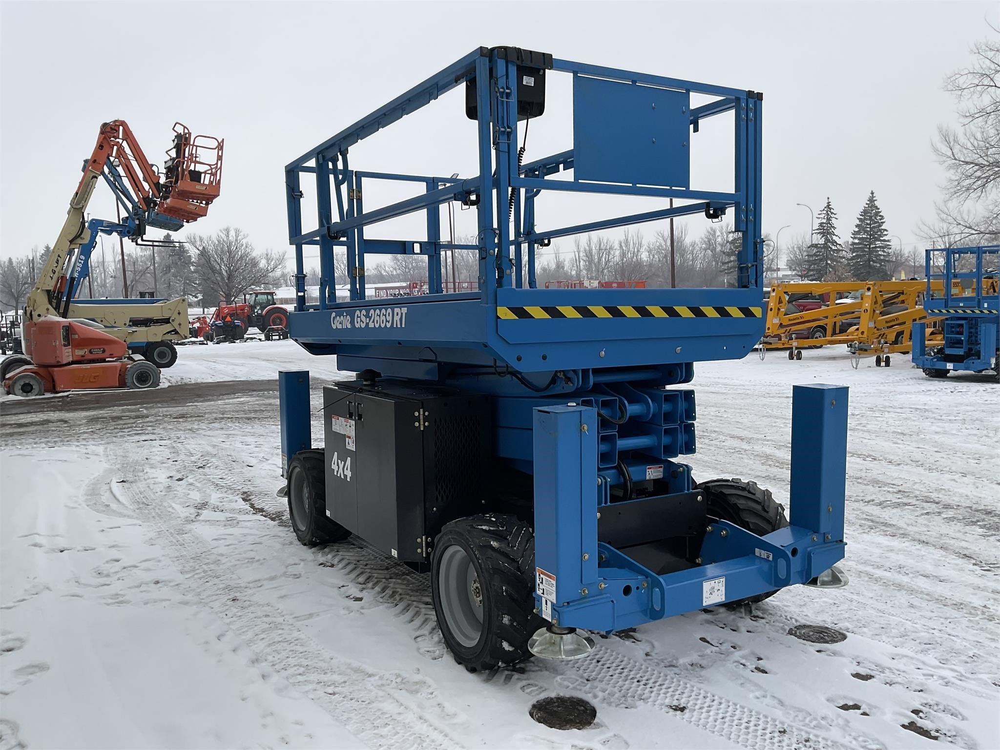 シェイプリフト Genie® GS™-3369 RT Rough Terrain Scissor Lift