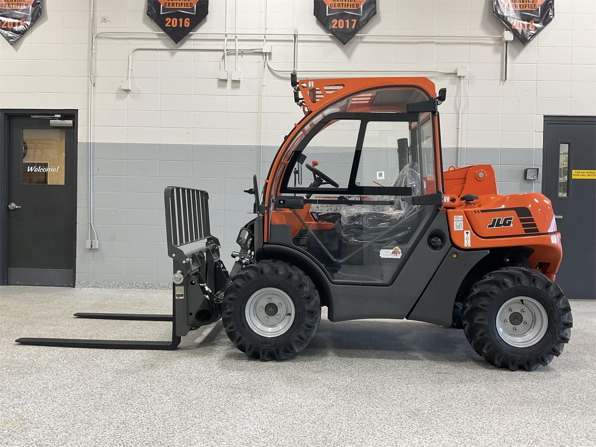 SKY TRAK 3013 - 3013-P4 - Acme Equipment.